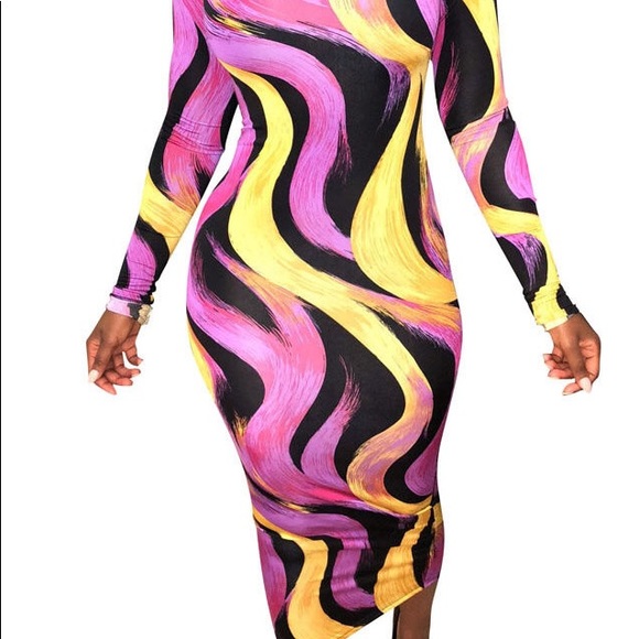 Painted Long Sleeve Dress - Picture 6 of 7